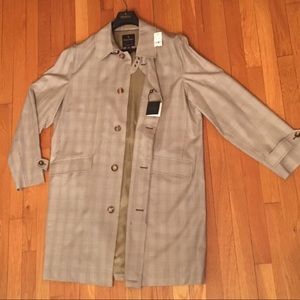 Brooks Brothers Three Quarter Trench